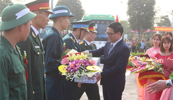Huyện Mê Linh tổ chức Lễ giao nhận quân năm 2019
