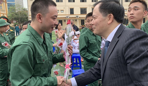 Tưng bừng Ngày hội tòng quân Quận Tây Hồ