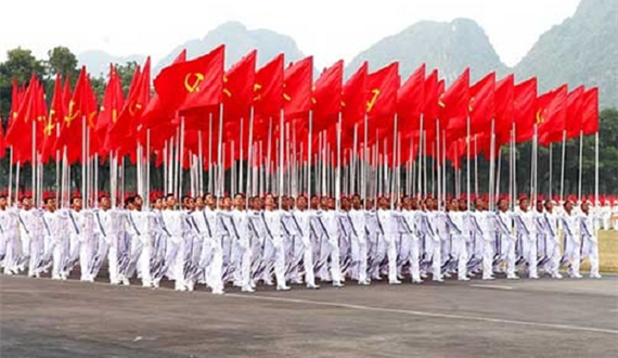 Non sông bừng sáng sắc Xuân