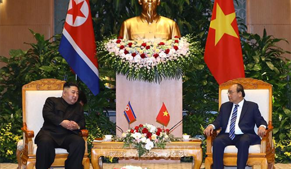 Thủ tướng Nguyễn Xuân Phúc hội kiến Chủ tịch Triều Tiên Kim Jong-un