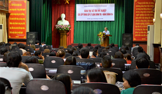 Đánh giá các nhân tố ảnh hưởng đến công tác đào tạo đội ngũ cán bộ lý luận của Đảng