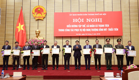 Biểu dương tập thể, cá nhân có thành tích trong công tác phục vụ Hội nghị Thượng đỉnh Hoa Kỳ - Triều Tiên