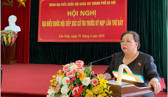 Chủ tịch HĐND Thành phố tiếp xúc cử tri quận Cầu Giấy: Nhân dân tiếp tục đẩy mạnh thực hiện chức năng giám sát, bảo đảm quyền lợi
