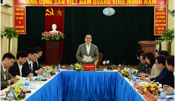Đẩy mạnh phân cấp thu chi ngân sách, tăng cường quản lý tài sản công