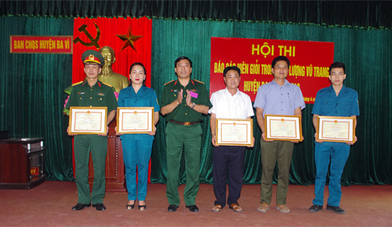 Chung khảo Hội thi báo cáo viên giỏi lực lượng vũ trang huyện Ba Vì năm 2019