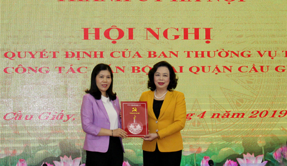 Chủ tịch Hội Liên hiệp Phụ nữ Thành phố làm Bí thư Quận ủy Cầu Giấy
