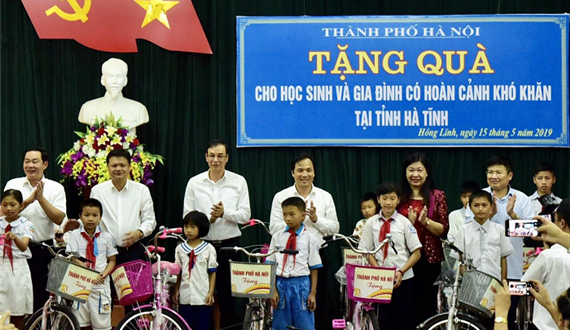 Đoàn công tác thành phố Hà Nội thăm, làm việc tại tỉnh Hà Tĩnh