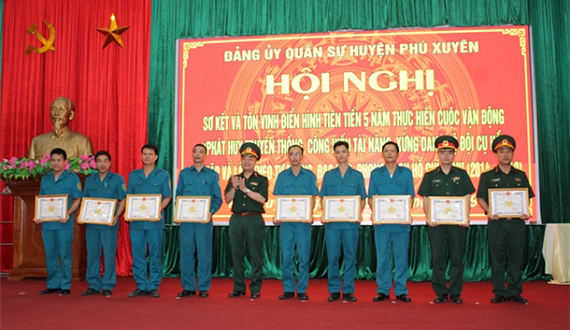 Sơ kết 5 năm thực hiện Cuộc vận động “Phát huy truyền thống, cống hiến tài năng, xứng danh Bộ đội Cụ Hồ”