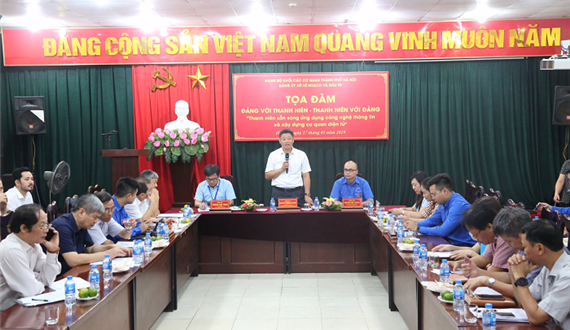 Đảng ủy Sở Kế hoạch và Đầu tư tọa đàm về xây dựng cơ quan điện tử