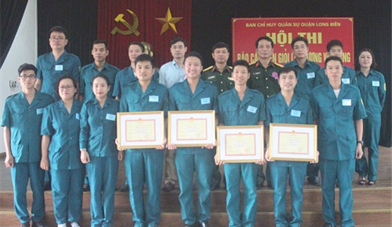 Hội thi Báo cáo viên giỏi lực lượng vũ trang quận Long Biên năm 2019