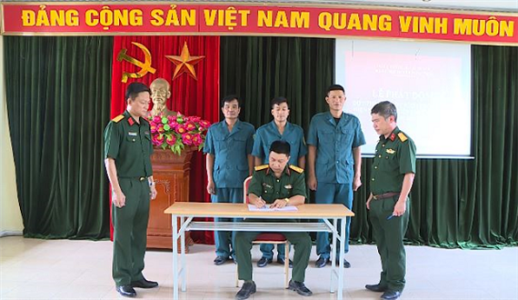 Ban Chỉ huy Quân sự huyện Phúc Thọ phát động thi đua đột kích trong diễn tập khu vực phòng thủ năm 2019