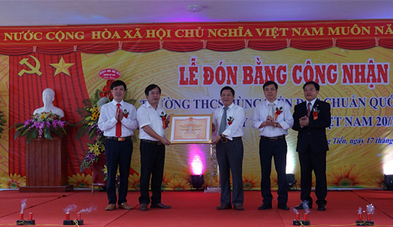 Xã Hùng Tiến đẩy nhanh tiến độ về đích nông thôn mới năm 2019