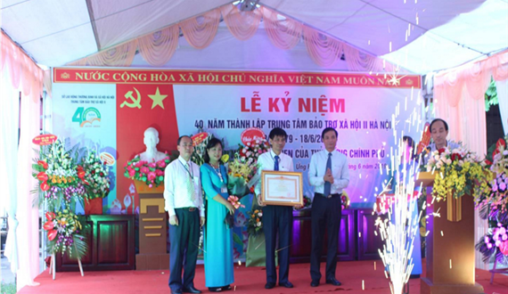 Trung tâm Bảo trợ xã hội II Hà Nội đón nhận Bằng khen của Thủ tướng chính phủ