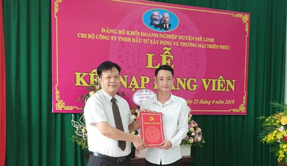 Chuyển biến tích cực trong công tác phát triển đảng viên huyện Mê Linh