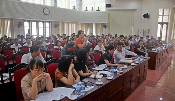 UBND thị xã Sơn Tây đối thoại với các tổ chức, cá nhân về giải quyết thủ tục  hành chính