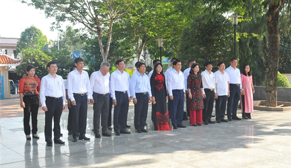 Đoàn công tác của Ban Thường vụ Thành ủy Hà Nội thăm hỏi, tặng quà tại tỉnh Bà Rịa - Vũng Tàu