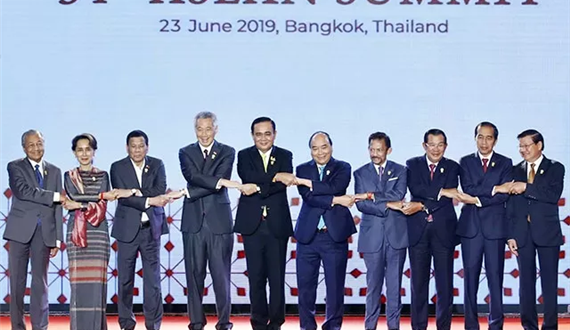 Thủ tướng Nguyễn Xuân Phúc dự Lễ khai mạc Hội nghị cấp cao ASEAN lần thứ 34