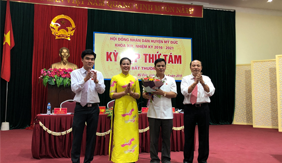 HĐND huyện Mỹ Đức bầu ông Đặng Văn Triều giữ chức vụ Chủ tịch UBND huyện Mỹ Đức