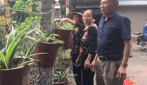 Người đi đầu trong thực hiện Quy tắc ứng xử nơi công cộng