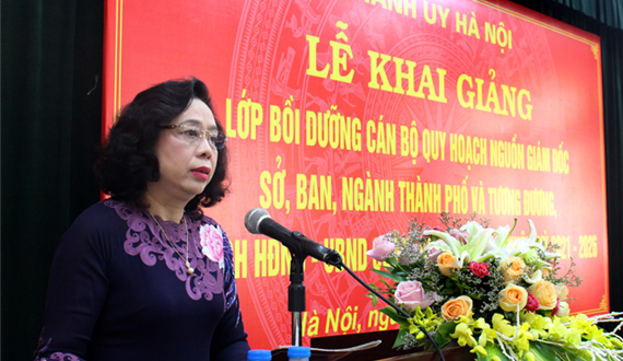 Khai giảng Lớp bồi dưỡng cán bộ quy hoạch nguồn Giám đốc sở, ban, ngành Thành phố và tương đương