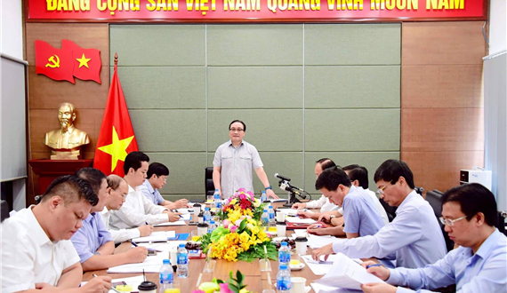 Bí thư Thành ủy Hà Nội Hoàng Trung Hải làm việc với Sở Ngoại vụ