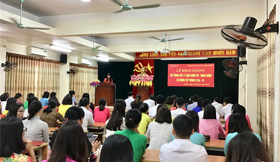 Khai giảng Lớp Trung cấp Lý luận chính trị - Hành chính hệ không tập trung K15A - 19