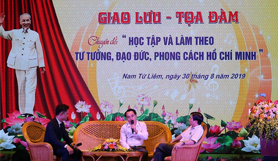 Đảng bộ cơ quan UBND quận Nam Từ Liêm tổ chức tọa đàm học tập và làm theo tư tưởng, đạo đức, phong cách Hồ Chí Minh