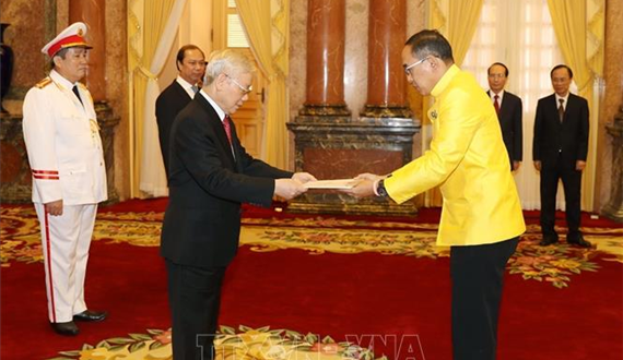 Tổng Bí thư, Chủ tịch nước Nguyễn Phú Trọng tiếp các Đại sứ trình Quốc thư