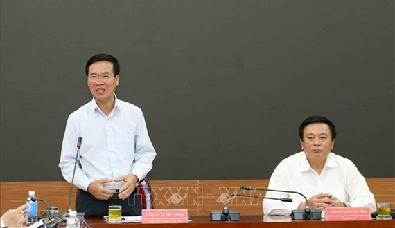 Học viện Chính trị quốc gia Hồ Chí Minh phải giữ vai trò quan trọng trong đấu tranh chống quan điểm sai trái