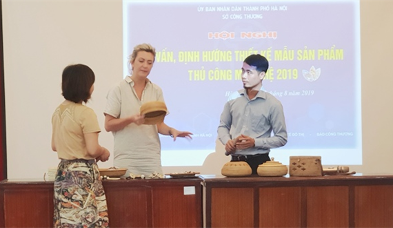 Hà Nội: Định hướng thiết kế sản phẩm thủ công mỹ nghệ cho các nghệ nhân
