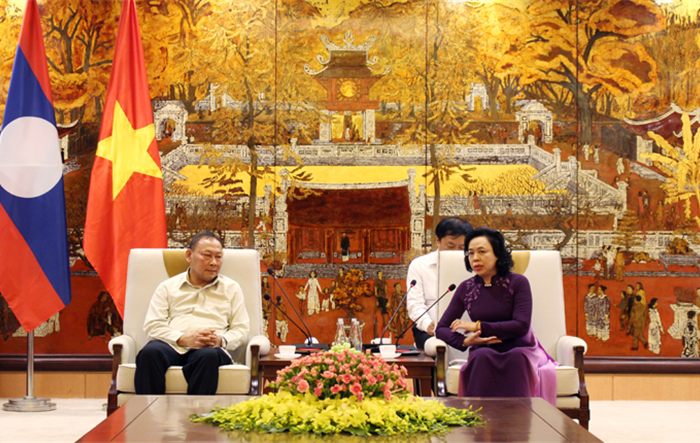 Phó Bí thư Thường trực Thành ủy tiếp Đoàn cán bộ Đảng Nhân dân Cách mạng Lào