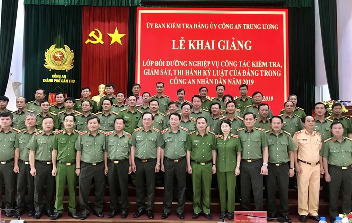 Tăng cường công tác kiểm tra, giám sát, kỷ luật đảng trong lực lượng công an nhân dân