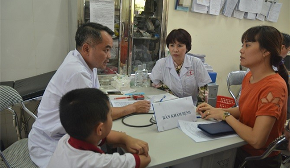 Vụ cháy tại Công ty Rạng Đông: Quy trình khám sức khỏe cho người dân được tiến hành chặt chẽ