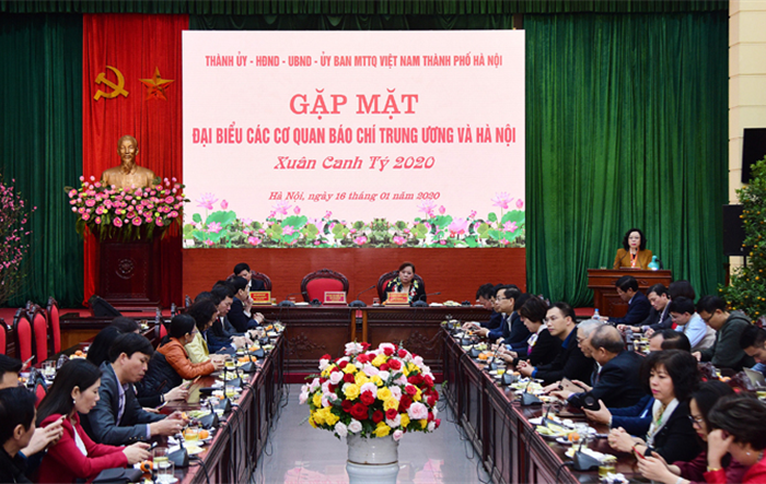 Gặp mặt đại biểu các cơ quan báo chí Trung ương và Thành phố
