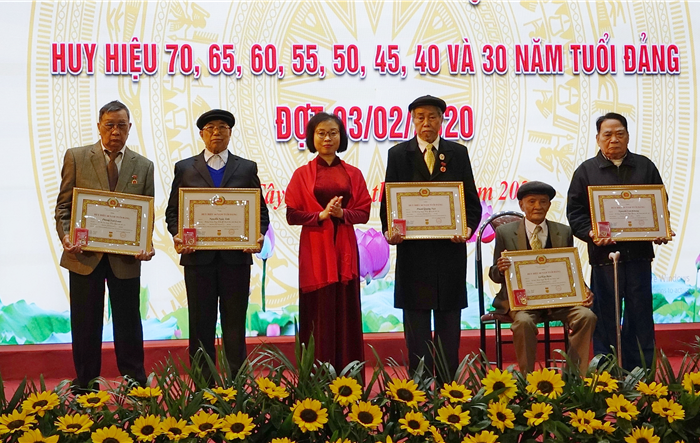 Thị xã Sơn Tây kỷ niệm 90 năm Ngày thành lập Đảng Cộng sản Việt Nam