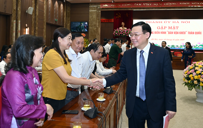 Thành ủy Hà Nội gặp mặt 203 tấm gương điển hình “Dân vận khéo” toàn quốc