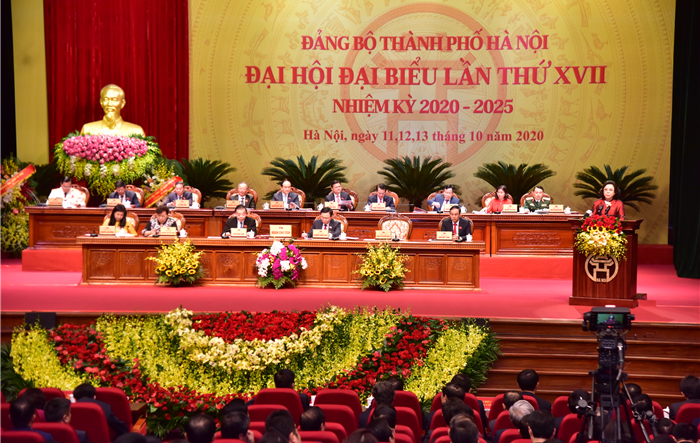 Thông cáo báo chí phiên khai mạc và ngày làm việc thứ nhất (phiên chính thức ngày 12-10) Đại hội lần thứ XVII Đảng bộ thành phố Hà Nội