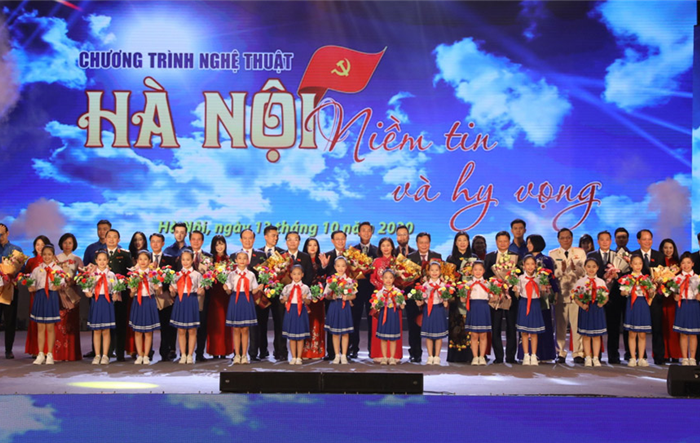 Chương trình nghệ thuật chào mừng thành công Đại hội Đảng bộ thành phố Hà Nội