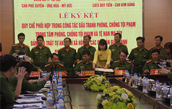 Ký kết Quy chế phối hợp phòng, chống tội phạm về ma túy giữa Công an thành phố Hà Nội và Công an tỉnh Hà Nam
