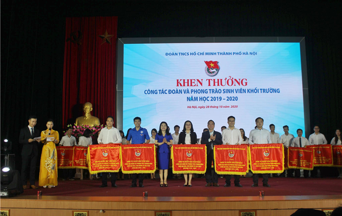 Tổng kết công tác Đoàn - Hội và phong trào sinh viên khối trường năm học 2019-2020 