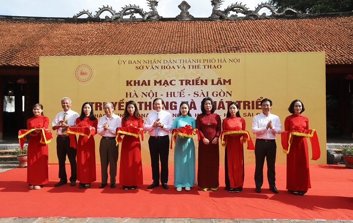 Triển lãm “Hà Nội - Huế - Sài Gòn: Truyền thống và Phát triển” 