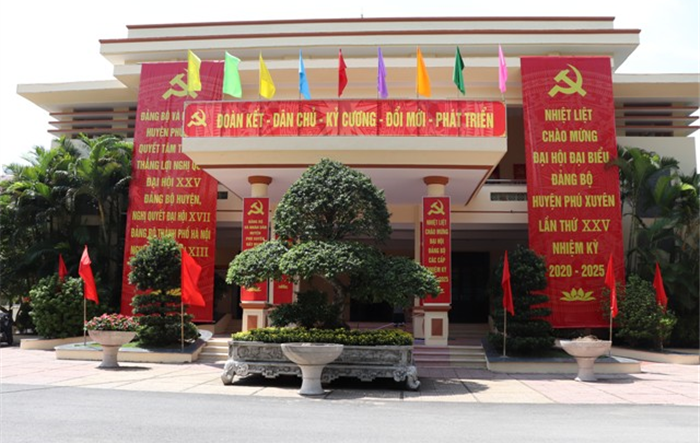 Phấn đấu xây dựng huyện Phú Xuyên trở thành đô thị vệ tinh, vành đai xanh của Thủ đô 