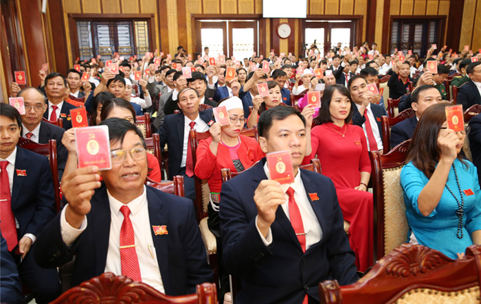 Thành tựu 5 năm 2015-2020 của thành phố Hà Nội: Vị thế mới, mở tương lai mới - Xây dựng Đảng bộ có sức chiến đấu cao, hệ thống chính trị tiêu biểu