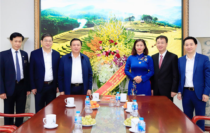 Phó Bí thư Thường trực Thành ủy thăm, chúc mừng Học viện Chính trị Quốc gia Hồ Chí Minh