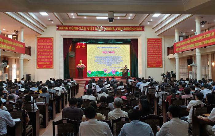 Lãnh đạo thị xã Sơn Tây đối thoại với nhân dân trên địa bàn