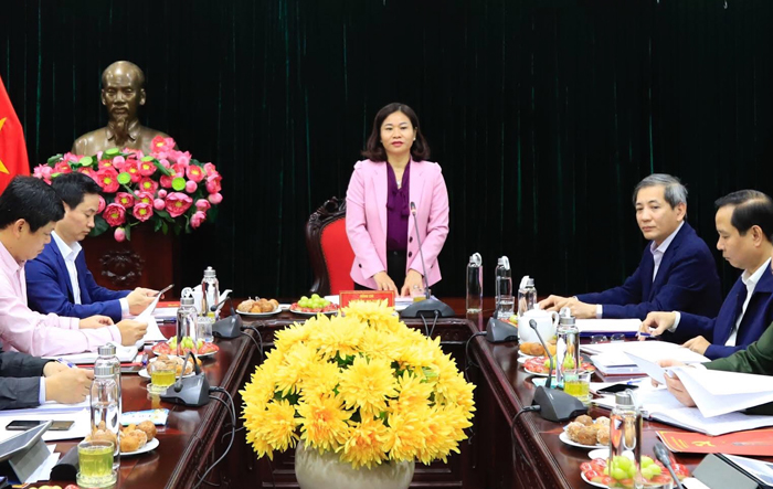 Phó Bí thư Thường trực Thành ủy Nguyễn Thị Tuyến làm việc với Ban Thường vụ Quận ủy Ba Đình