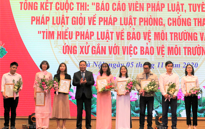 Tăng cường ứng dụng công nghệ thông tin trong  công tác phổ biến pháp luật