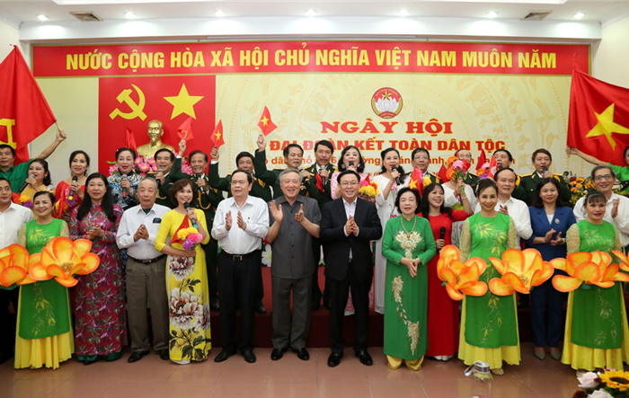 Để tinh thần đại đoàn kết tiếp tục toả sáng 