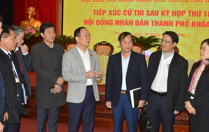 Chủ tịch HĐND Thành phố Nguyễn Ngọc Tuấn tiếp xúc cử tri tại Hoài Đức