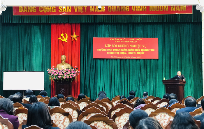 Lớp bồi dưỡng, cập nhật kiến thức cho Trưởng ban Tuyên giáo, Giám đốc trung tâm chính trị quận, huyện, thị uỷ
